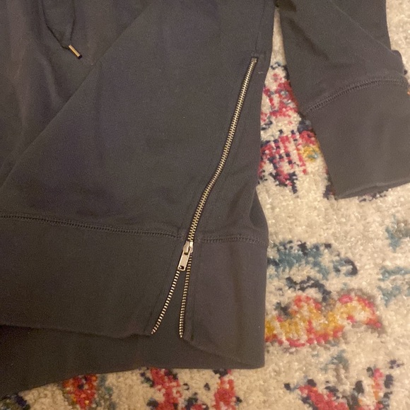Aerie // Dark Blue Hoodie with Zippered Side Detail - Picture 3 of 5